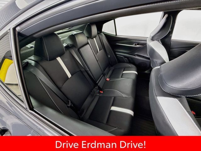 Used 2026 Toyota Camry SE FWD image 27