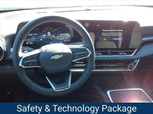 New 2026 Chevrolet Equinox LT w/ Safety and Technology Package image 2