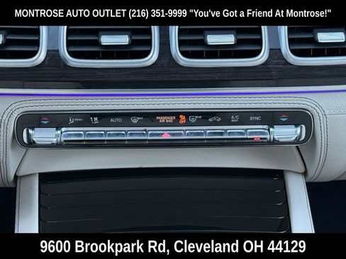 Used 2020 Mercedes-Benz GLE 350 4MATIC w/ MBUX Technology Package image 27