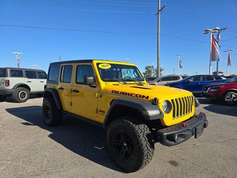 Used 2019 Jeep Wrangler Unlimited Rubicon image 3