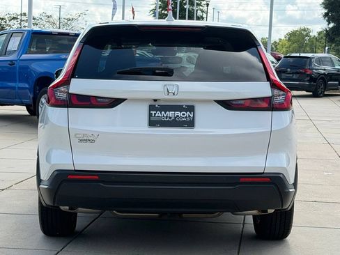 Used 2025 Honda CR-V EX-L image 3