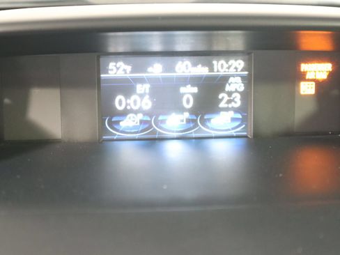 Used 2016 Subaru Forester 2.5i w/ Alloy Wheel Package AWD/4WD image 36