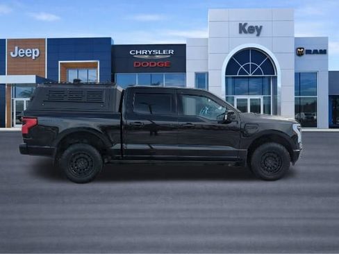 Used 2023 Ford F150 Lightning Platinum image 10