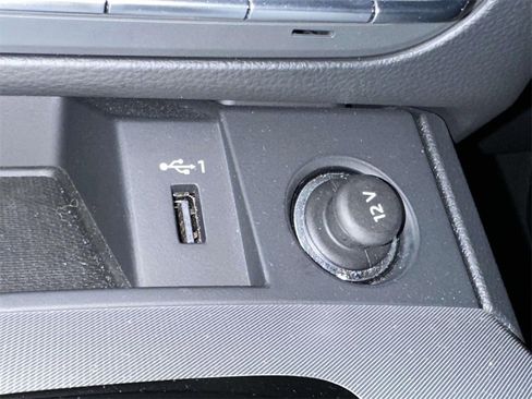 Used 2025 Audi Q5 2.0T Premium w/ Convenience Plus Package image 22