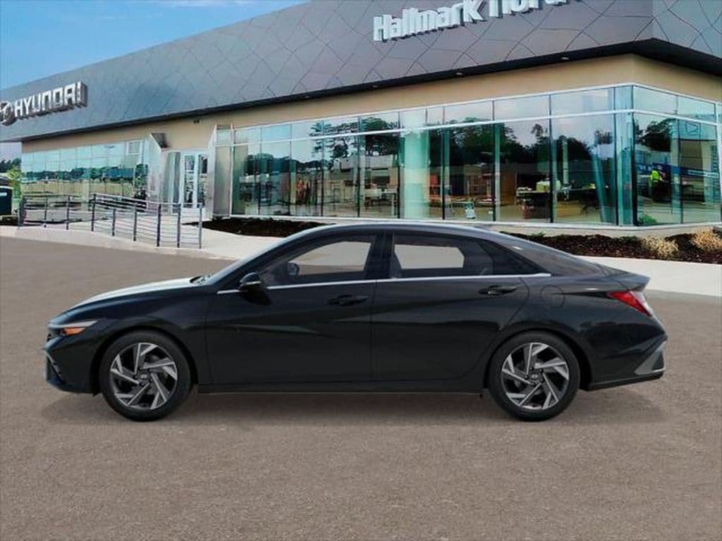 New 2026 Hyundai Elantra Limited FWD image 3