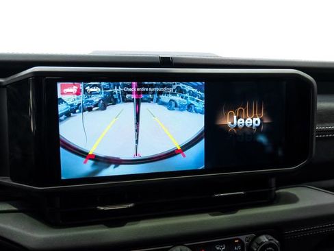 Used 2024 Jeep Wrangler Unlimited Rubicon w/ Technology Group AWD/4WD image 67