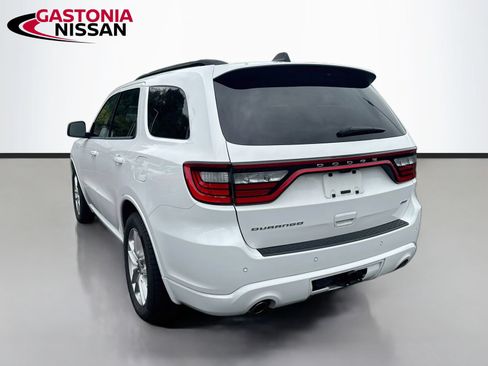 Used 2024 Dodge Durango GT RWD image 7