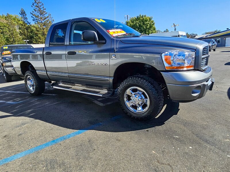 Used 2006 Dodge Ram 2500 Truck SLT AWD/4WD image 9