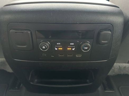 Used 2020 Chevrolet Tahoe LT image 19