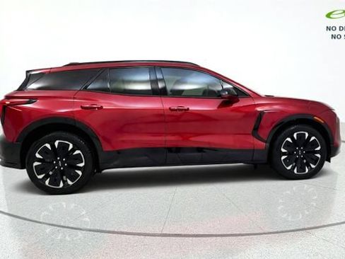 Used 2024 Chevrolet Blazer EV RS AWD/4WD image 9