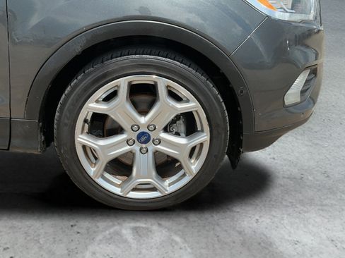 Used 2018 Ford Escape Titanium FWD image 24