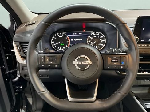 Certified 2023 Nissan Rogue SV w/ SV Premium B Package AWD/4WD image 13