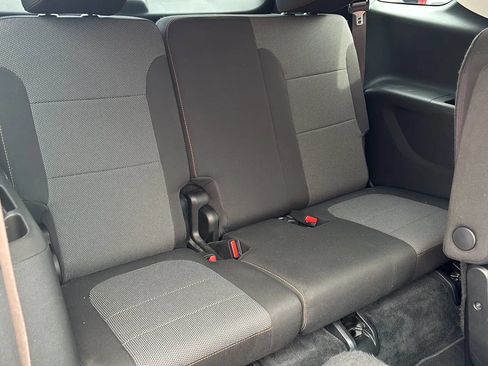 Used 2020 Chevrolet Traverse LT AWD/4WD image 15