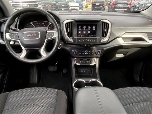 Certified 2022 GMC Terrain SLE w/ Driver Convenience Package image 13