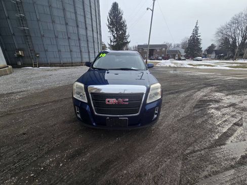 Used 2010 GMC Terrain SLE image 4