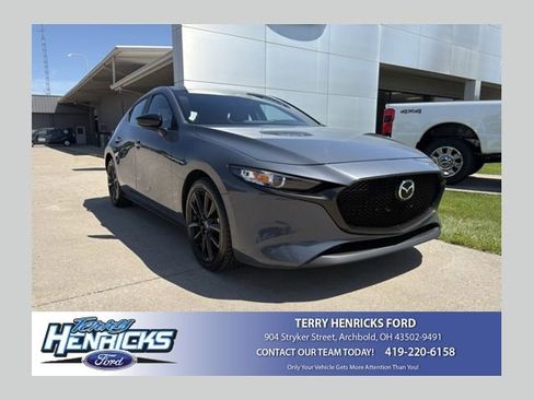 Used 2024 MAZDA MAZDA3 s AWD/4WD image 1