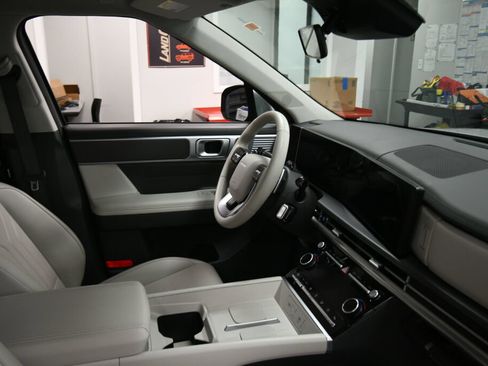 Used 2026 Hyundai Santa Fe SEL AWD/4WD image 27