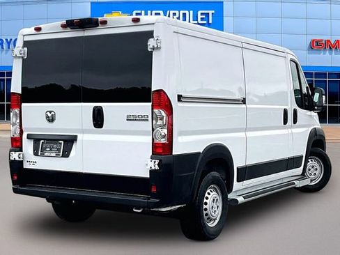 Used 2025 RAM ProMaster 2500 w/ U-Haul Equipment Group FWD image 5