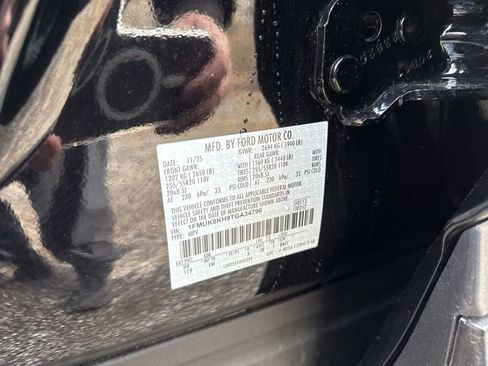 Used 2026 Ford Explorer ST-Line image 11