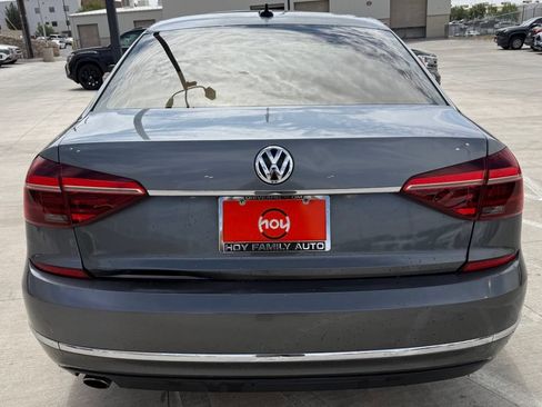 Used 2017 Volkswagen Passat 1.8T SE FWD image 7