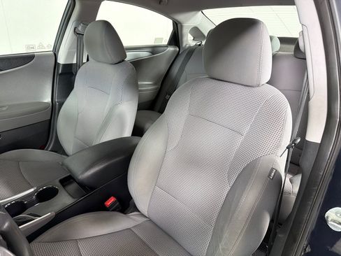 Used 2011 Hyundai Sonata GLS FWD image 13