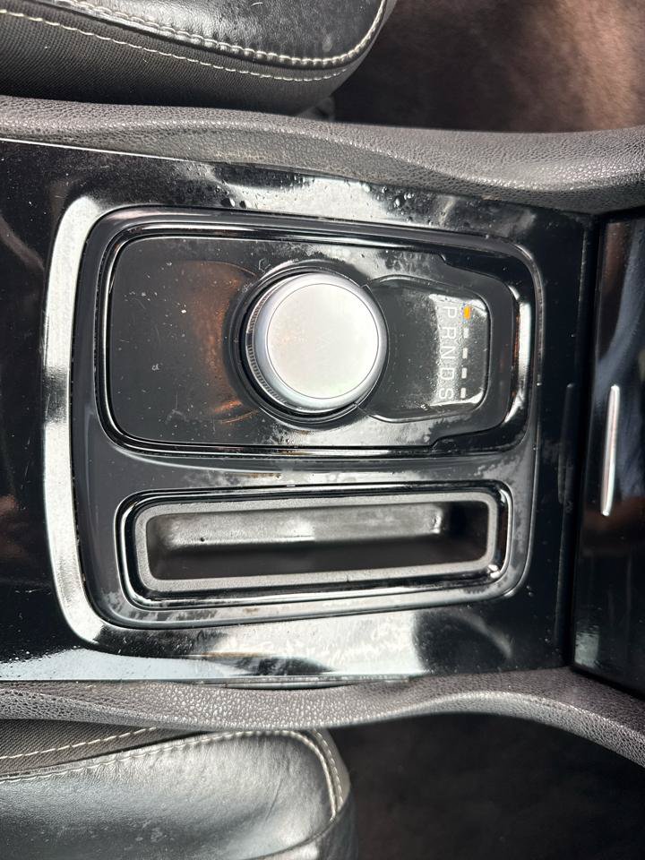 Used 2018 Chrysler 300 S RWD image 21