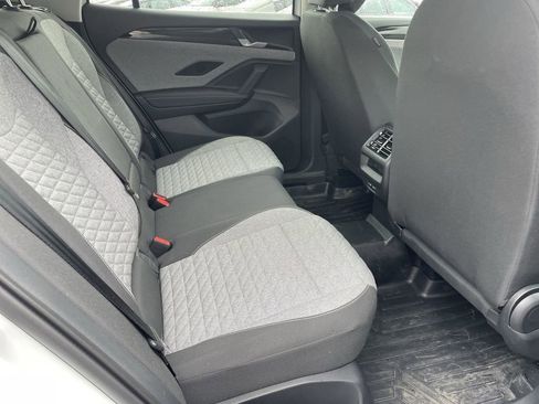 Certified 2025 Volkswagen Tiguan S FWD image 22