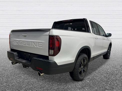 New 2026 Honda Ridgeline Black Edition image 6