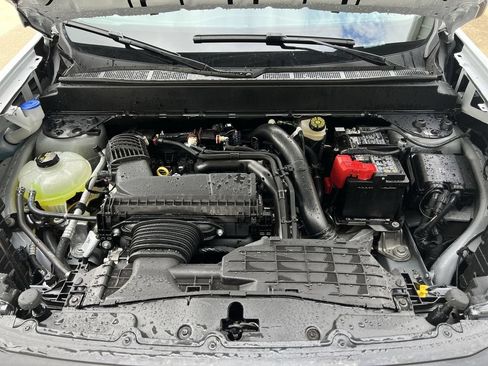 New 2026 Ford Maverick XL FWD image 24
