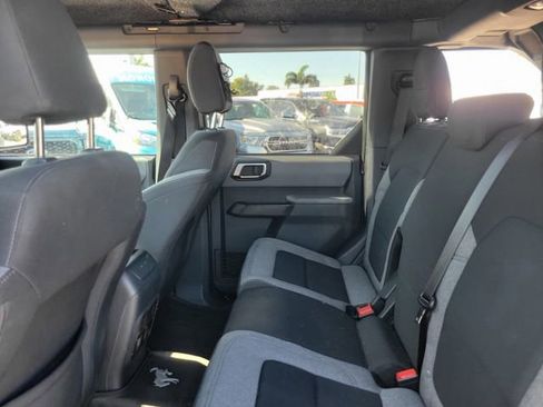 Used 2022 Ford Bronco Big Bend image 9