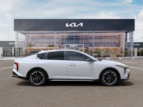 New 2026 Kia K4 GT-Line w/ GT-Line Premium Package FWD image 7