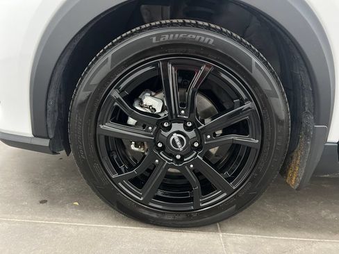 Used 2024 Nissan Kicks SV FWD image 29