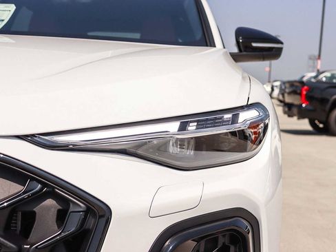 New 2026 Audi SQ5 Premium Plus AWD/4WD image 7