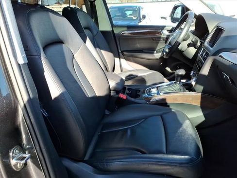 Used 2016 Audi Q5 2.0T Premium Plus w/ Technology Package image 13