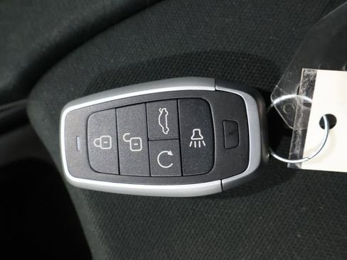 Used 2019 Honda Civic EX image 27