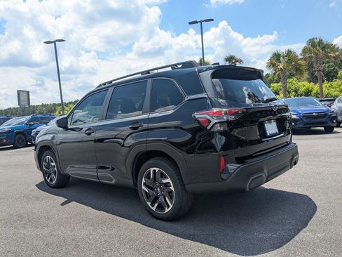 Used 2025 Subaru Forester Limited w/ Popular Package #2 AWD/4WD image 6
