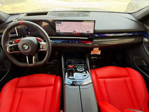 New 2026 BMW M5 w/ Executive Package image 29