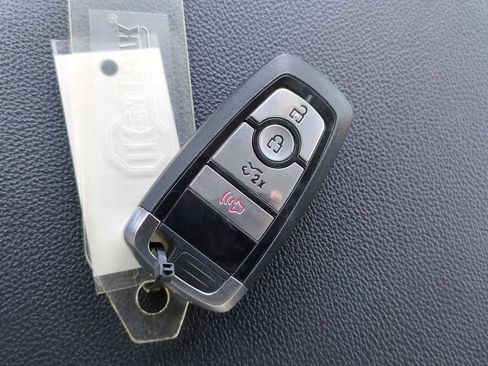 Used 2023 Ford F150 Lightning Pro AWD/4WD image 27