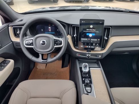 New 2026 Volvo XC60 B5 Plus w/ Climate Package image 24