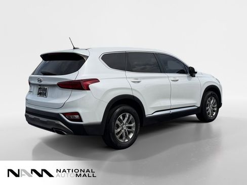 Used 2020 Hyundai Santa Fe SE w/ Cargo Package FWD image 5