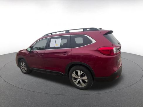 Used 2024 Subaru Ascent Premium w/ Convenience Package image 10