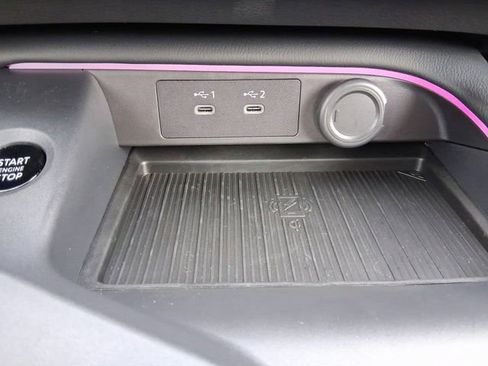 New 2026 Nissan Sentra SV image 6