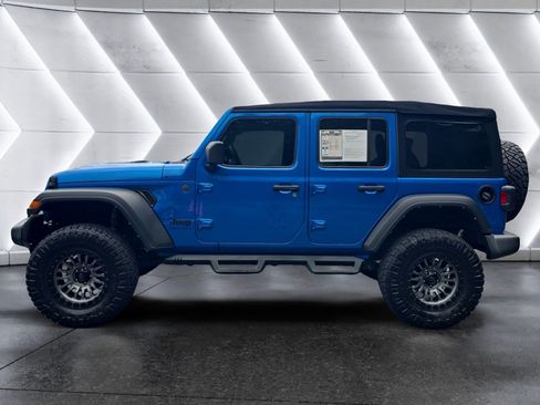 Used 2024 Jeep Wrangler Unlimited Sport AWD/4WD image 2