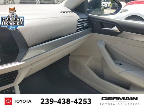 Used 2023 Volkswagen Jetta SE w/ Panoramic Sunroof Package FWD image 36