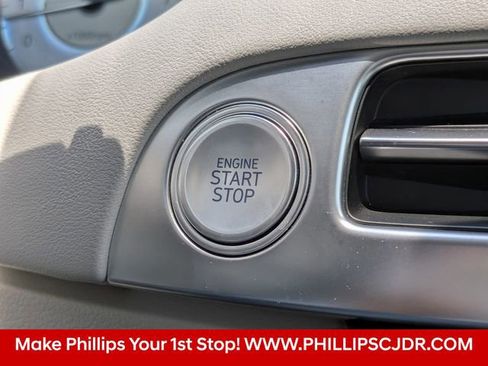 Used 2025 Hyundai Palisade Calligraphy FWD image 28