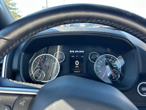 Used 2024 RAM 2500 Big Horn w/ Bed Utility Group image 20