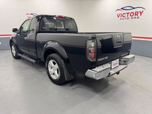 Used 2008 Nissan Frontier LE w/ Technology Pkg RWD image 4