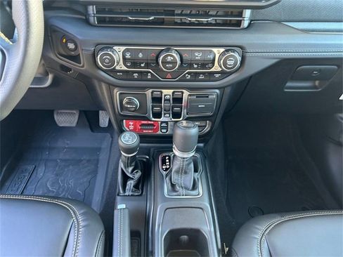 New 2025 Jeep Wrangler Unlimited Rubicon 392 image 15