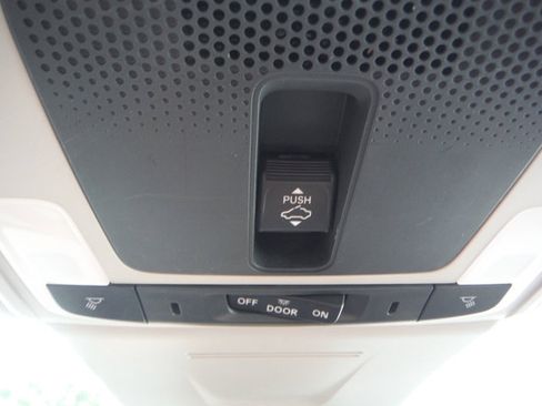 Used 2023 Honda Civic EX-L image 27