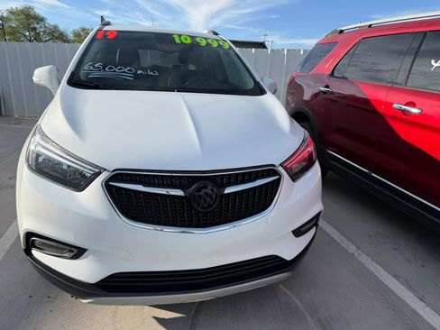 Used 2019 Buick Encore Sport Touring w/ Safety Package FWD image 2